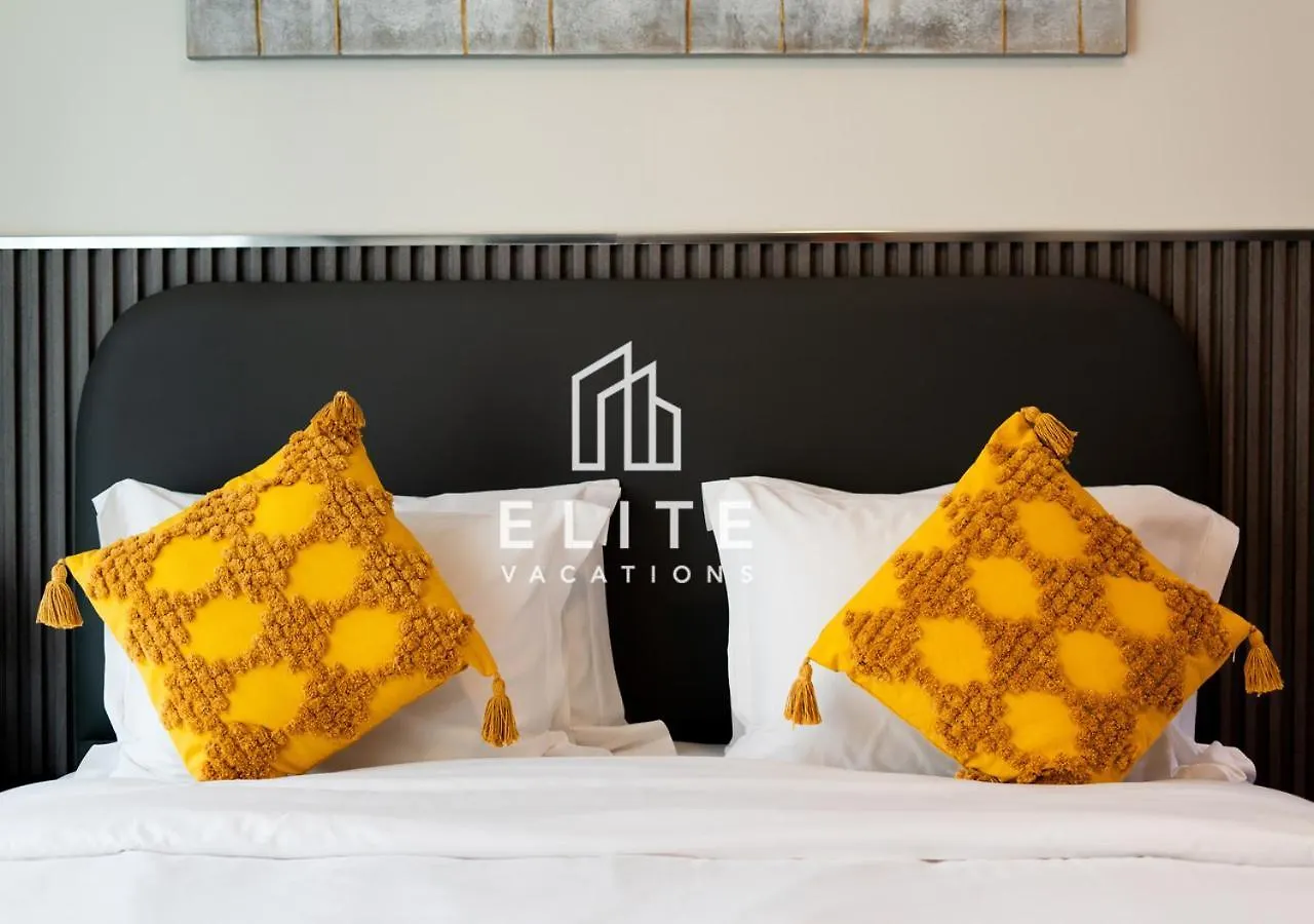Smart Studio In Downtown Perfect For Staycation Dubai Apartment